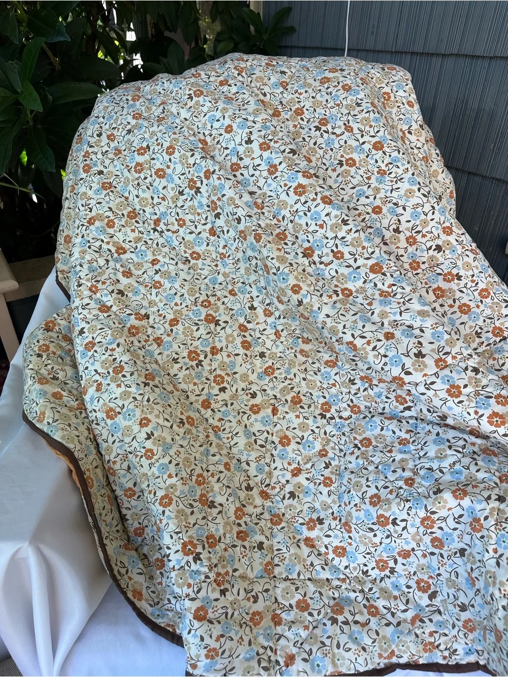 Vintage 1976, Sears ‘Country Calico’ Patchwork Reversible Comforter 8 ft x 6’8”